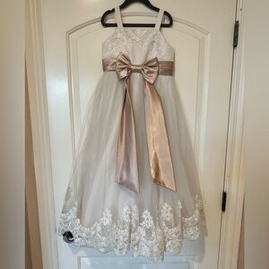 Flower girl dress